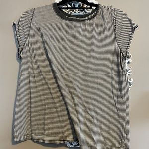 Universal Thread Striped Basic Tee